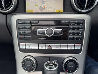 Mercedes-Benz SLK 1.8 SLK200 BlueEfficiency AMG Sport Edition 125 Convertible 2dr 