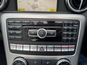 Mercedes-Benz SLK 1.8 SLK200 BlueEfficiency AMG Sport Edition 125 Convertible 2dr 