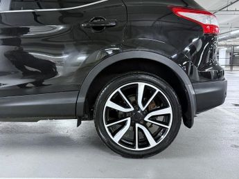 Nissan Qashqai 1.2 DIG-T Tekna SUV 5dr Petrol XTRON 2WD Euro 6 (s/s) (115 ps)