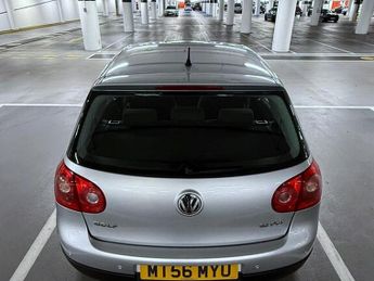 Volkswagen Golf 1.6 FSI S Hatchback 5dr Petrol Automatic (180 g/km, 113 bhp)