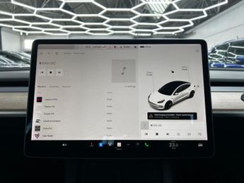 Tesla Model 3 Standard Range Plus Saloon Electric Auto RWD (241 bhp) 4dr