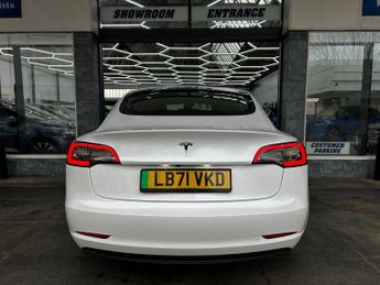 Tesla Model 3 Standard Range Plus Saloon Electric Auto RWD (241 bhp) 4dr