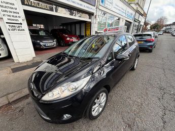 Ford Fiesta 1.4 Zetec Hatchback 5dr Petrol Automatic (154 g/km, 94 bhp)