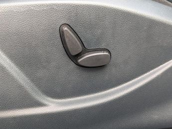 Ford C-MAX 2.0 TDCi Titanium MPV 5dr Diesel Powershift Euro 5 (140 ps)