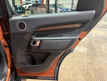 Land Rover Discovery 2.0 SD4 HSE SUV 5dr Diesel Auto 4WD Euro 6 (s/s) (240 ps)