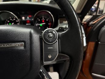 Land Rover Discovery 2.0 SD4 HSE SUV 5dr Diesel Auto 4WD Euro 6 (s/s) (240 ps)