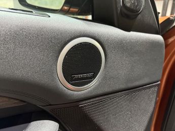 Land Rover Discovery 2.0 SD4 HSE SUV 5dr Diesel Auto 4WD Euro 6 (s/s) (240 ps)