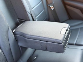 Mercedes-Benz C Class 2.0 C350e 6.4kWh Sport Estate 5dr Petrol Plug-in Hybrid G-Tronic