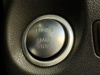 Mercedes-Benz GLA 1.6 GLA200 AMG Line Edition (Plus) 7G-DCT Automatic - ONLY 19000