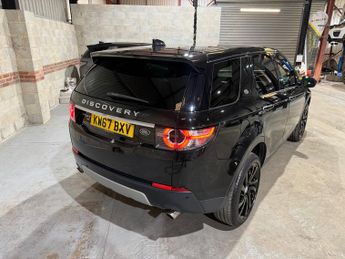 Land Rover Discovery Sport 2.0 TD4 HSE Luxury SUV 5dr Diesel Auto 4WD Euro 6 (s/s) (180 ps)
