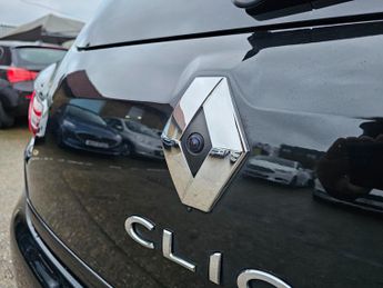 Renault Clio 1.6 TCe Renaultsport Nav Trophy Hatchback 5dr Petrol Auto Euro 6