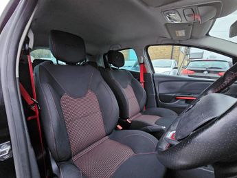 Renault Clio 1.6 TCe Renaultsport Nav Trophy Hatchback 5dr Petrol Auto Euro 6