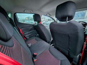 Renault Clio 1.6 TCe Renaultsport Nav Trophy Hatchback 5dr Petrol Auto Euro 6