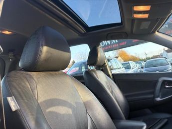 Toyota RAV4 2.2 D-4D XT5 SUV 5dr Diesel Manual 4WD (173 g/km, 134 bhp)