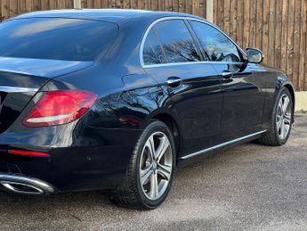Mercedes-Benz E Class 2.0 E220d SE (Premium) Saloon 4dr Diesel G-Tronic+ Euro 6 (s/s) 