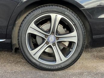 Mercedes-Benz E Class 2.0 E220d SE (Premium) Saloon 4dr Diesel G-Tronic+ Euro 6 (s/s) 