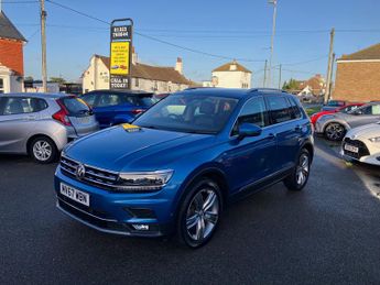 Volkswagen Tiguan SEL 2.0 TSi 4Motion 5 Dr Euro 6 SUV Petrol DSG (s/s) (180)