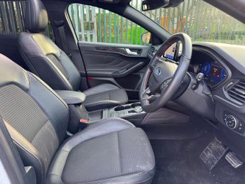 Ford Focus 1.5 EcoBlue ST-Line X Hatchback 5dr Diesel Auto Euro 6 (s/s) (12