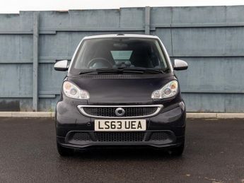 Smart ForTwo 1.0 MHD Passion Cabriolet 2dr Petrol SoftTouch Euro 5 (s/s) (71 