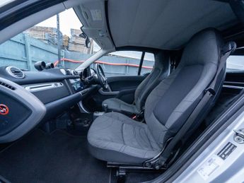 Smart ForTwo 1.0 MHD Passion Cabriolet 2dr Petrol SoftTouch Euro 5 (s/s) (71 