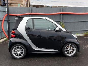 Smart ForTwo 1.0 MHD Passion Cabriolet 2dr Petrol SoftTouch Euro 5 (s/s) (71 