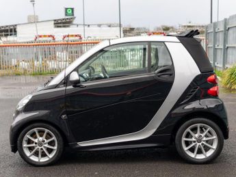 Smart ForTwo 1.0 MHD Passion Cabriolet 2dr Petrol SoftTouch Euro 5 (s/s) (71 