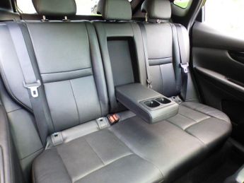 Nissan Qashqai 1.6 dCi Tekna XTRON 2WD Euro 5 (s/s) 5dr