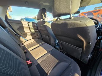 Ford Fiesta 1.0T EcoBoost Zetec Hatchback 5dr Petrol Powershift Euro 6 (100 