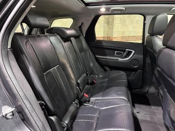 Land Rover Discovery Sport 2.0 TD4 HSE Black SUV 5dr Diesel Auto 4WD Euro 6 (s/s) (180 ps)