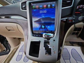 Toyota Vellfire 8 Seater- 2.4L Petrol-DUAL SUNROOF-Ulez/caz pass-Free 40months g