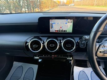 Mercedes-Benz A Class 1.3 A180 SE Hatchback 5dr Petrol 7G-DCT Euro 6 (s/s) (136 ps)