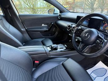 Mercedes-Benz A Class 1.3 A180 SE Hatchback 5dr Petrol 7G-DCT Euro 6 (s/s) (136 ps)