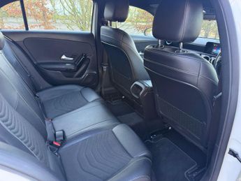 Mercedes-Benz A Class 1.3 A180 SE Hatchback 5dr Petrol 7G-DCT Euro 6 (s/s) (136 ps)