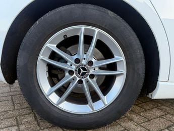 Mercedes-Benz A Class 1.3 A180 SE Hatchback 5dr Petrol 7G-DCT Euro 6 (s/s) (136 ps)