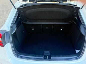 Mercedes-Benz A Class 1.3 A180 SE Hatchback 5dr Petrol 7G-DCT Euro 6 (s/s) (136 ps)