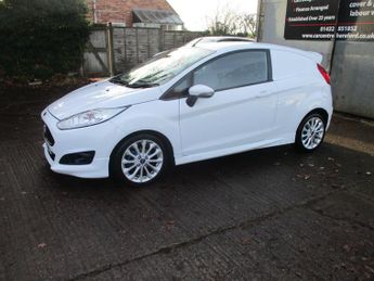 Ford Fiesta Van 1.6 TDCi Sport Panel Van 3dr Diesel Manual (94 bhp)