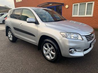 Toyota RAV4 2.2 D-4D XT-R SUV 5dr Diesel Manual 4WD Euro 5 (150 ps) 1 OWNER 