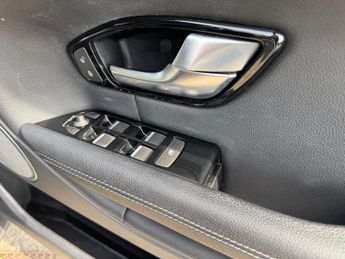 Land Rover Range Rover Evoque 2.0 TD4 SE Tech SUV 5dr Diesel Auto 4WD Euro 6 (s/s) (180 ps)