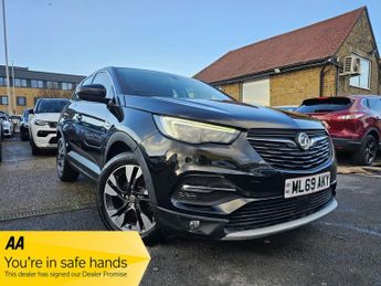 Vauxhall Grandland 1.2 Turbo GPF Sport Nav SUV 5dr Petrol Auto Euro 6 (s/s) (130 ps