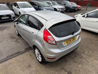 Ford Fiesta 1.0T EcoBoost Titanium Hatchback 5dr Petrol Powershift Euro 6 (1