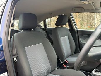 Ford Fiesta 1.4 Edge Hatchback 5dr Petrol Automatic (154 g/km, 94 bhp)