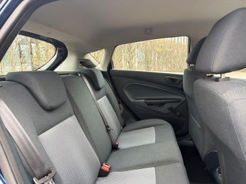 Ford Fiesta 1.4 Edge Hatchback 5dr Petrol Automatic (154 g/km, 94 bhp)
