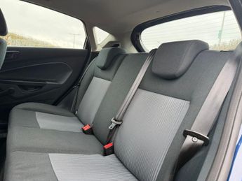 Ford Fiesta 1.4 Edge Hatchback 5dr Petrol Automatic (154 g/km, 94 bhp)