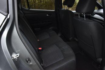 Nissan LEAF 39kWh N-Connecta Auto 5dr