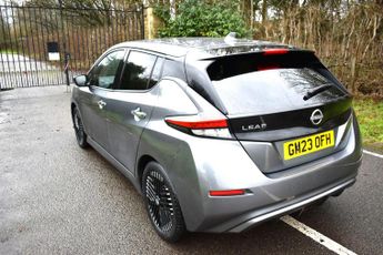 Nissan LEAF 39kWh N-Connecta Auto 5dr