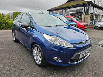 Ford Fiesta 1.4 Zetec Hatchback 5dr Petrol Automatic (154 g/km, 94 bhp)