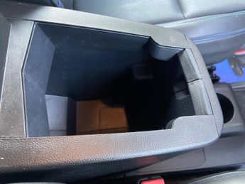 Nissan Townstar 45kWh Tekna Panel Van  Electric Auto L1 (122 ps) In Grey