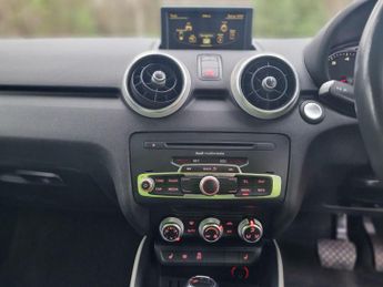 Audi A1 1.4 TFSI Sport Sportback 5dr Petrol S Tronic Euro 5 (s/s) (122 p