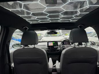 Volkswagen ID.3 Pro Performance 58kWh Family Hatchback 5dr Electric Auto (204 ps