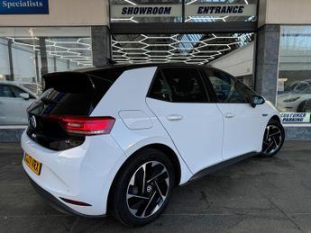 Volkswagen ID.3 Pro Performance 58kWh Family Hatchback 5dr Electric Auto (204 ps